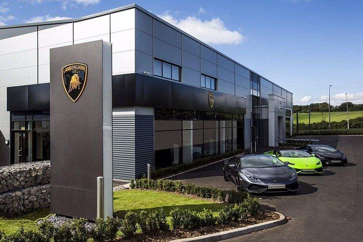 ボローニャ: ランボルギーニミュージアム入場券と工場見学