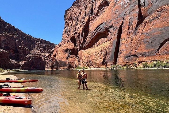 Guided Horseshoe Bend Petroglyph Kayak Tour