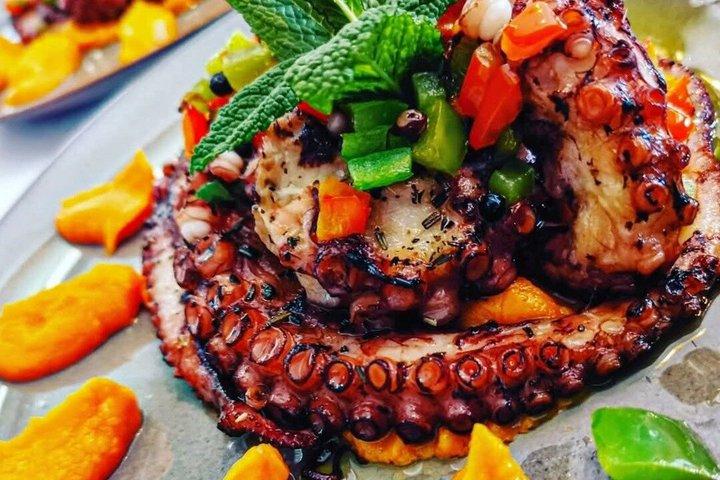 Discover Tavira - Tapas and Wine Tour