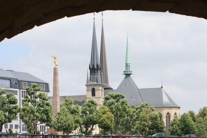 Luxemburg speurtocht & Highlights zelfgeleide stadswandeling