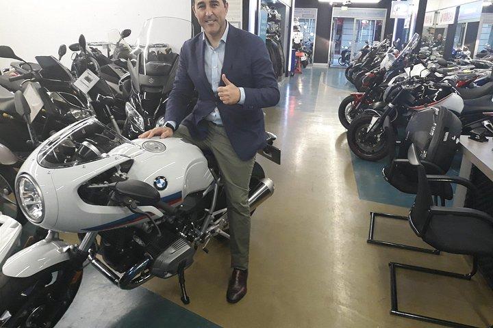 バルセロナのバイクアドベンチャーライドは、地元の人のように