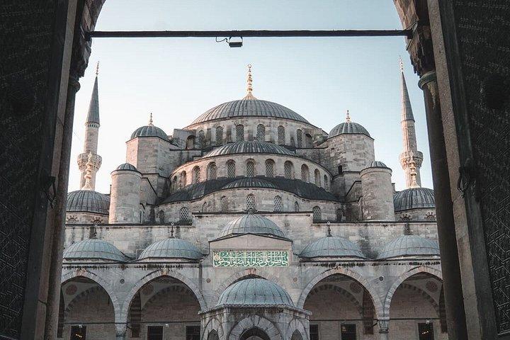 Istanbul Customizable Expert Guided Tour With Syriac Wine Tasting