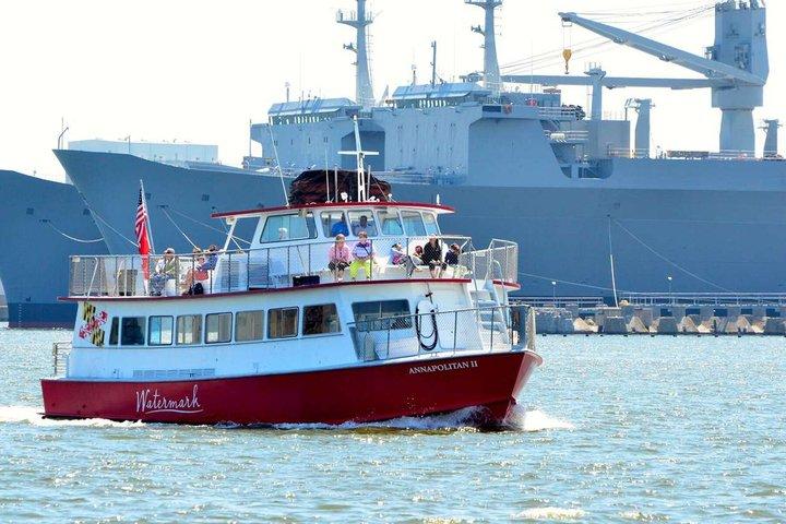Crociera turistica nel porto interno di Baltimora