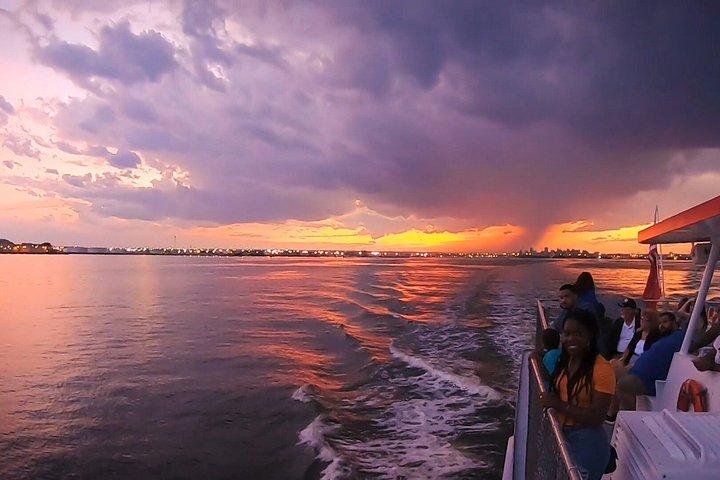 Crociera al tramonto a Baltimora
