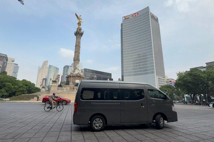 Privattransport in unserem Van in Mexiko-Stadt (8 Stunden)