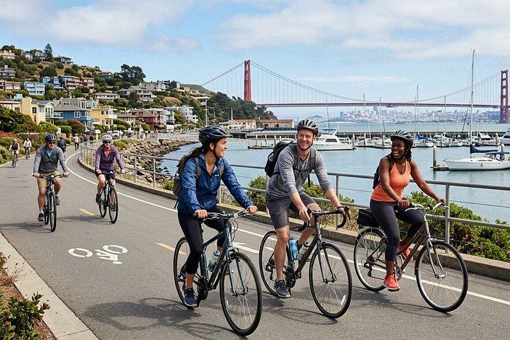 ゴールデンゲートブリッジ電動自転車レンタルとシティバイクレンタル
