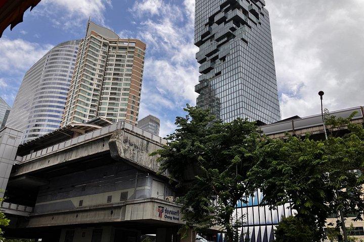 メークロン線路市場＆ダムヌンサドゥアック水上マーケット 定番バンコク観光ツアー ＜日本語ガイド/小舟体験/ホテルお迎え付き＞