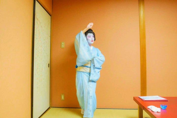 Tokyo: Private dinner with Geisha at a Member's only Ryotei