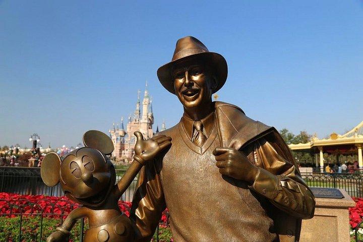 上海ディズニーランドパーク入場券（オプション送迎付き）