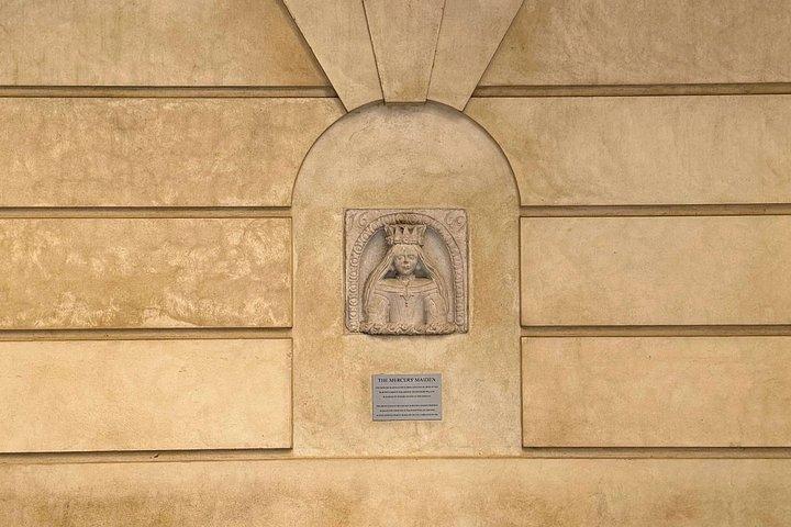シティ・オーディオ・ツアーのシンボル：2000年のロンドン