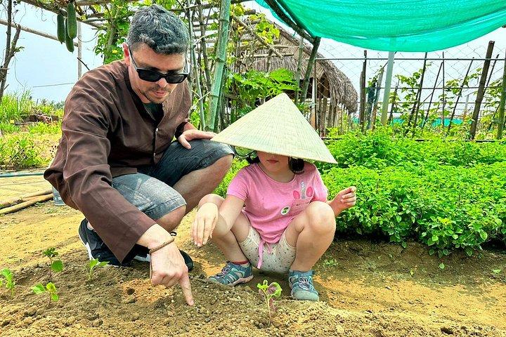 プライベート半日スクーターアドベンチャーでホイアンの地元民のように暮らそう