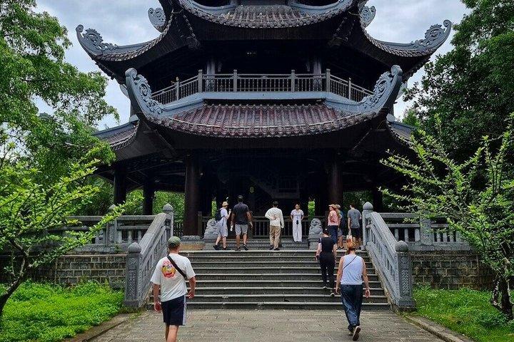 Hanoi: Deluxe dagtocht verkennen Bai Dinh Pagoda, Trang An Grotten