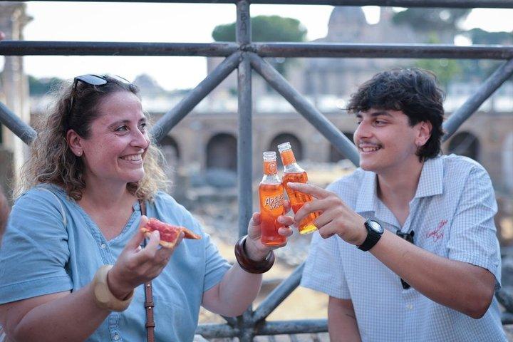 Rome Colosseum: Pizza & Aperitivo Food Tour vid solnedgången