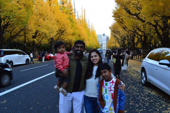東京ゴールデンイチョウ通り紅葉散歩