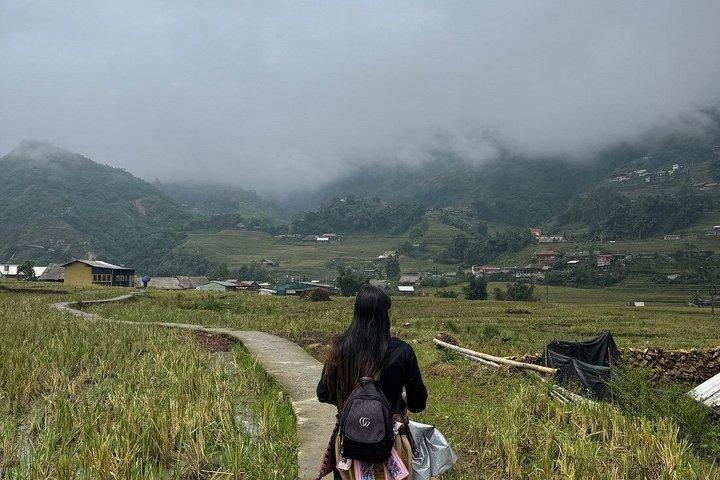 Sapa 2 jours de montagne à village Trek Hmong et Red Dao Homestay