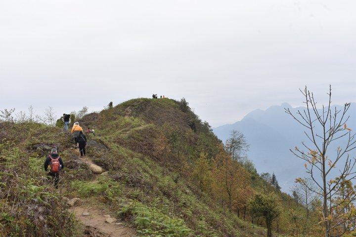 Sapa 2 jours de montagne à village Trek Hmong et Red Dao Homestay