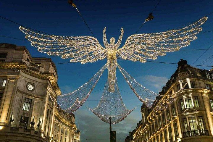 ロンドン・クリスマス・ライツ・ツアー（往復テムズ川遊覧付き）