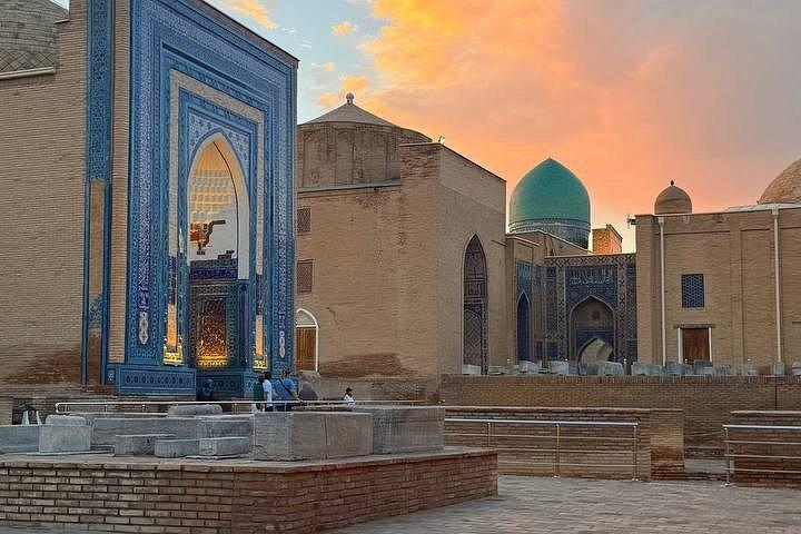 Private City Tour in Samarkand with Transport