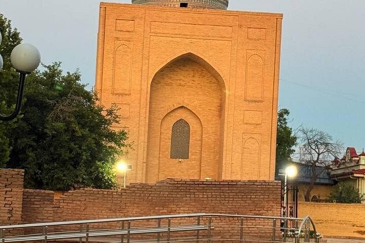 Private City Tour in Samarkand with Transport
