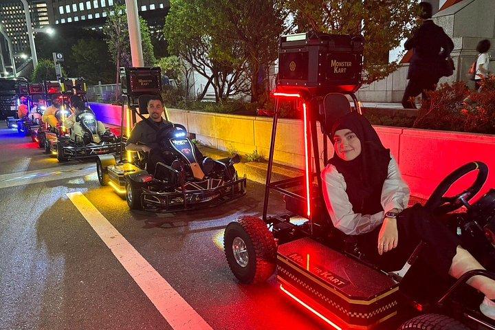ヒストリック浅草で電動ゴーカート30分ツアー