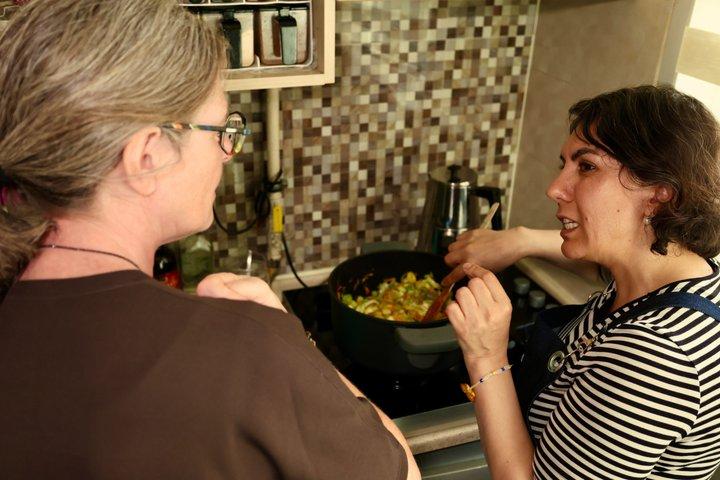 Istanbul Vegane/vegetarische Hausmannskost mit einer einheimischen Mutter