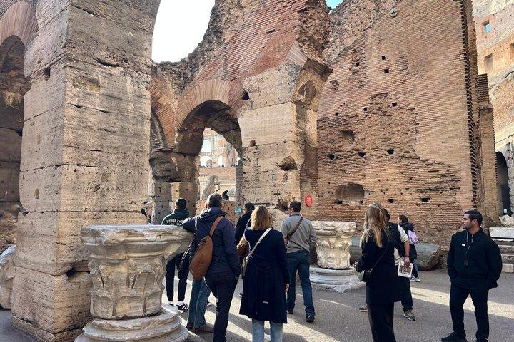 Tour esclusivo dell'Antica Roma Colosseo e Prigione Mamertina