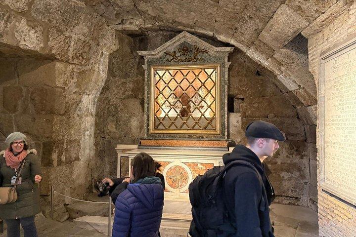 Colosseum & Mamertine Prison Guided Tour