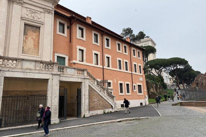 Colosseum & Mamertine Prison Guided Tour