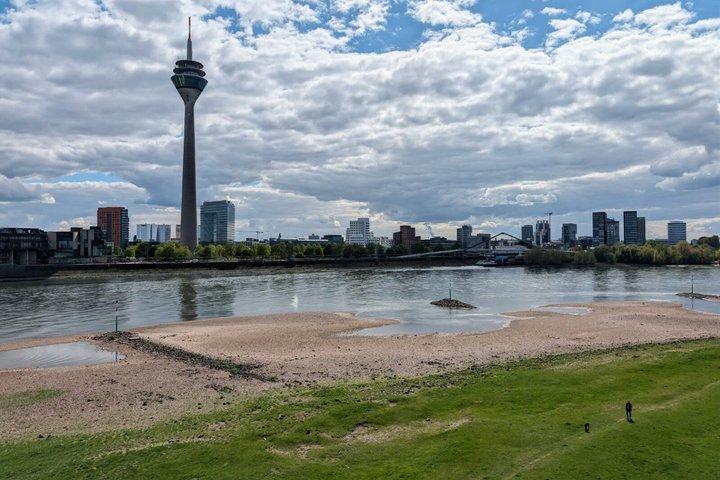 Visite guidée à vélo de 3 heures des points forts de Düsseldorf