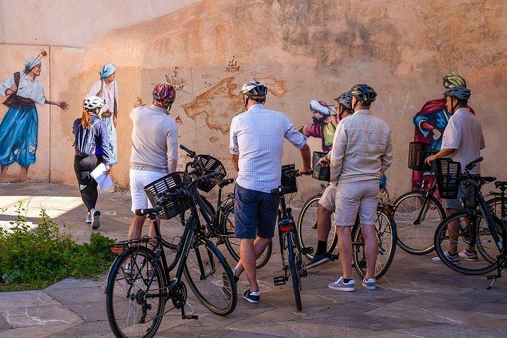 Palma de Mallorca Bike Tour with tapas