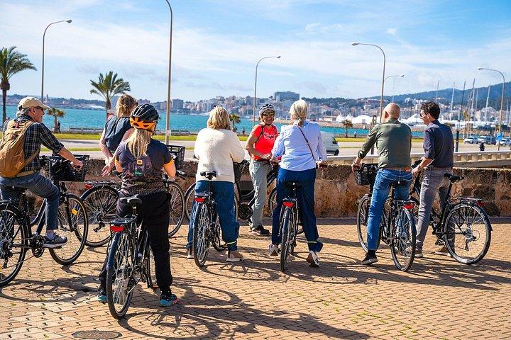 Palma de Mallorca Bike Tour with tapas