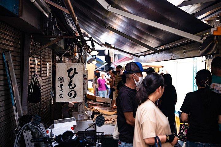 東京：築地場外市場インサイダーツアー＆寿司作り教室
