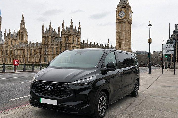 プライベートトランスファーヒースロー空港からロンドン中心部のホテルへ