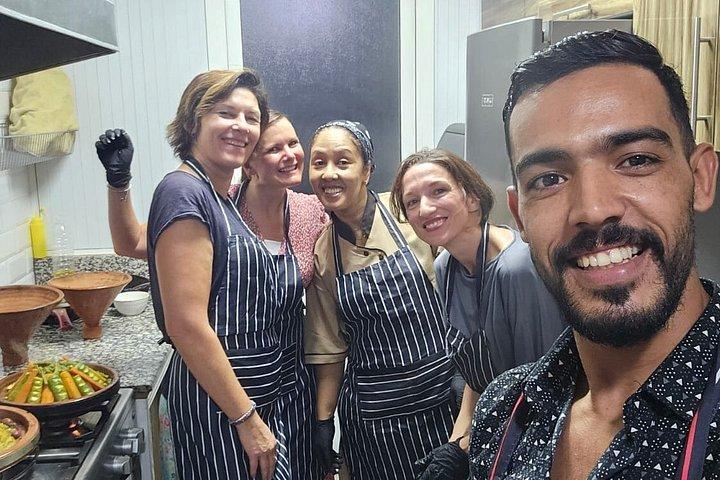 Udforsk Marrakech med madlavning klasseoplevelse