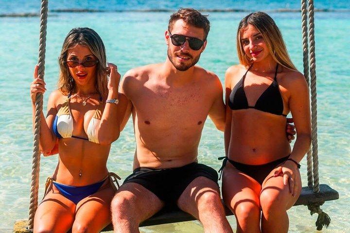 Katamaran Isla Mujeres! Party & Premier Beach Club (nur für Erwachsene)