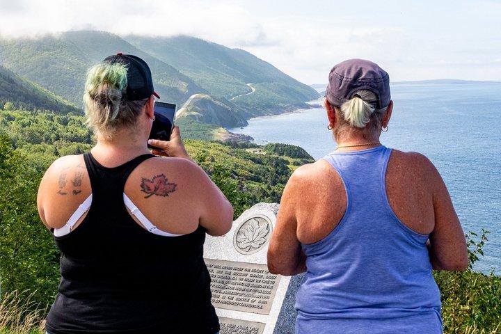 Excursion côtière panoramique sur le sentier Cabot – Retour garanti au navire