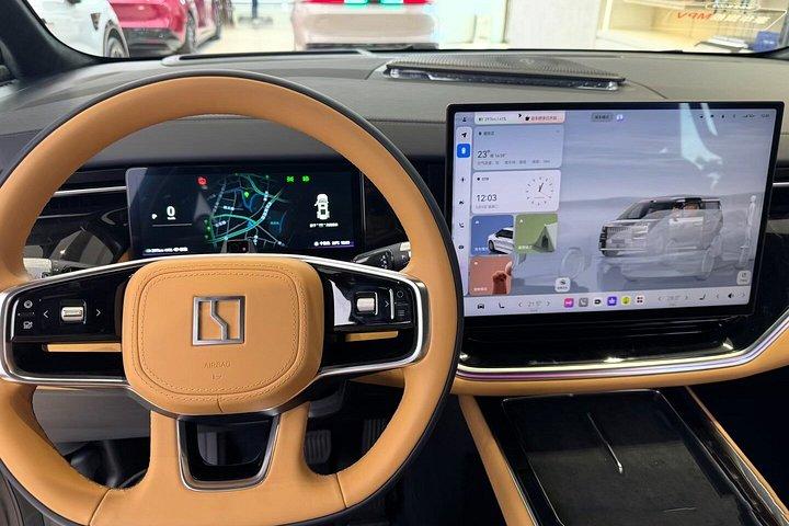 上海：オールドテンプル＆ニューテック半日ツアー