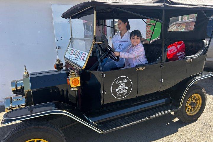 ラ ブファドーラ ブローホールへの旅とモデル T レプリカ カーでのシティ ツアー