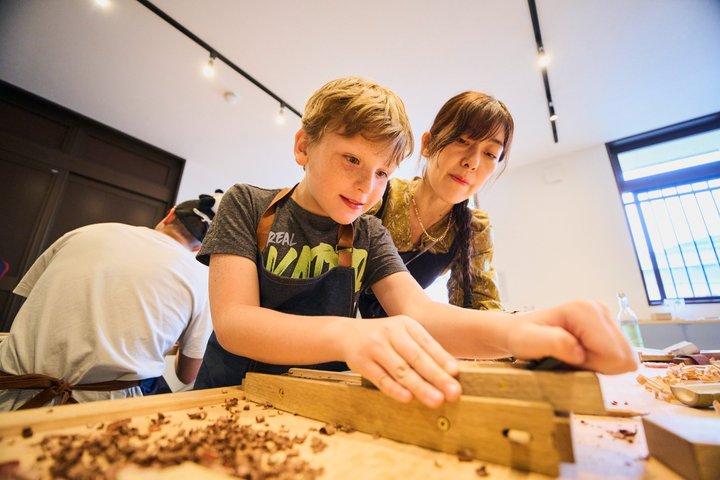 京都:プレミアムオールインクルーシブ 箸作りワークショップ
