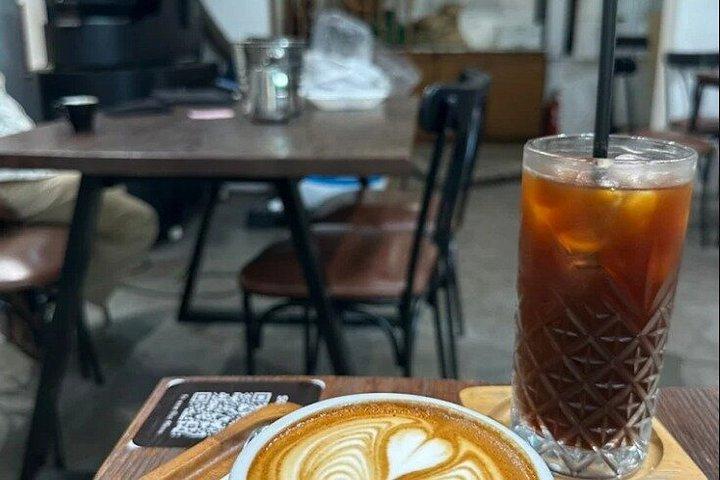 サイゴンピンク教会、コーヒー&おいしいランチアドベンチャー