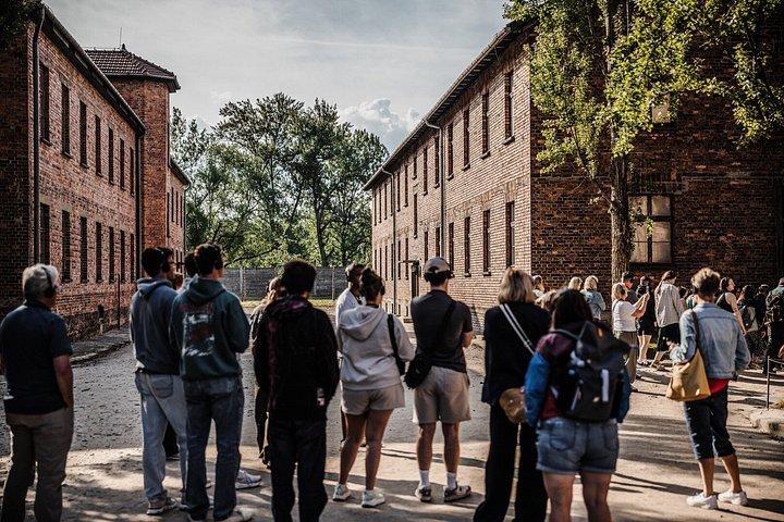 Auschwitz Birkenau Tour Guided Tickets e Transfer de Cracóvia