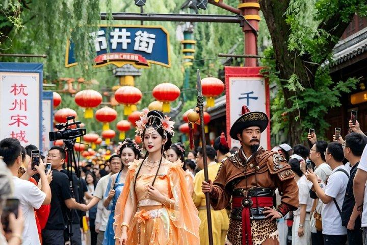 杭州松城永遠の愛の公園とショーを見なければならない