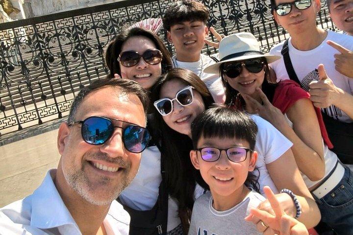 チヴィタヴェッキア発着、ローマの見どころを一日で満喫できるツアー。