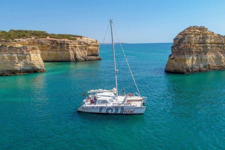 Lagos : Ponta da Piedade Caves & Coastline - Catamarã