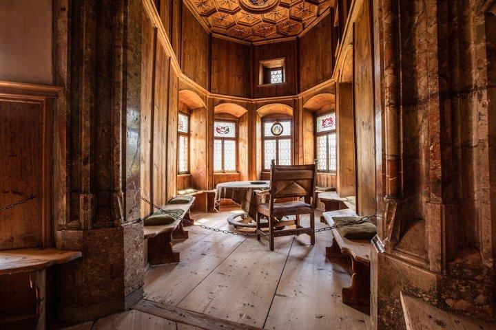 Schloss Tratzberg – Audição em 9 Línguas