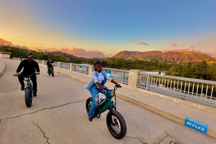 Hollywood Sign : Scott E-Bike Tours ロサンゼルスプライベートツアー