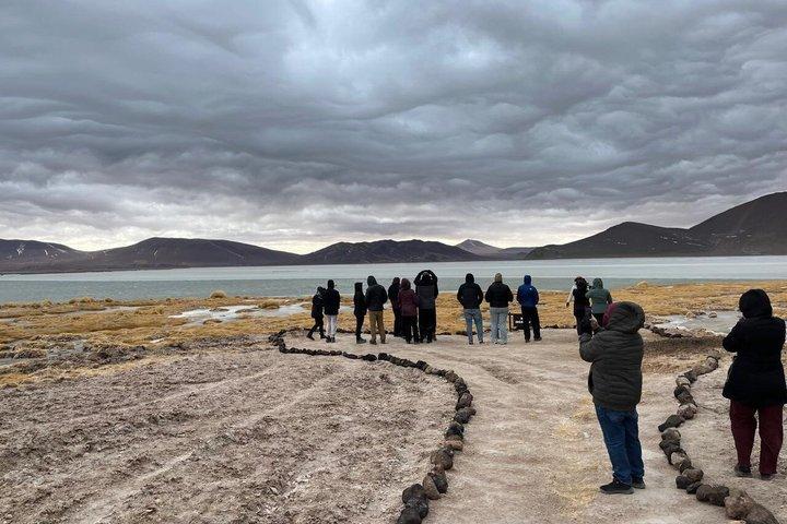 Lake Bleach Tour and Volcano Route