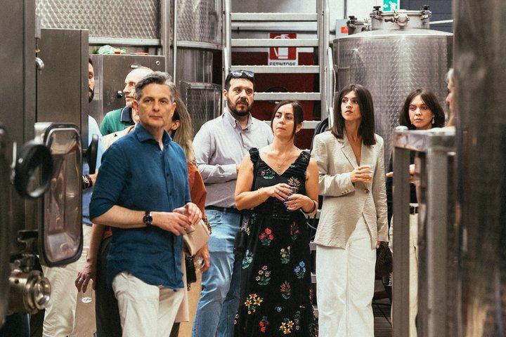 Cata de vinos y aceite de oliva virgen extra y la esencia de Umbría.