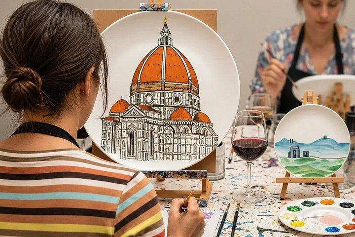 フィレンツェのアートアトリエで陶芸とワイン体験
