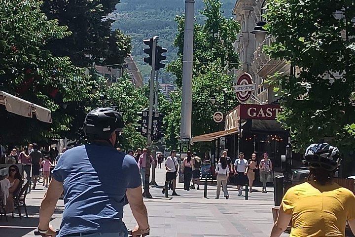 Skopje Bicycle Experience City Highlights Tour